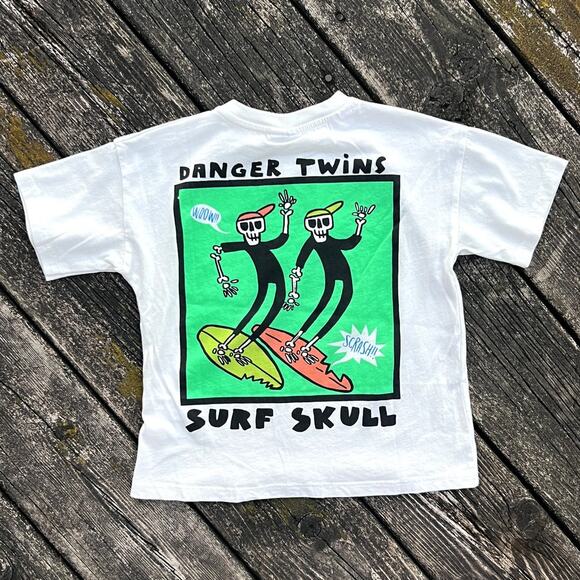 Zara Boys 3T NWT Off White Graphic Tee Danger Twins Surf Skull Skeletons - Picture 1 of 6